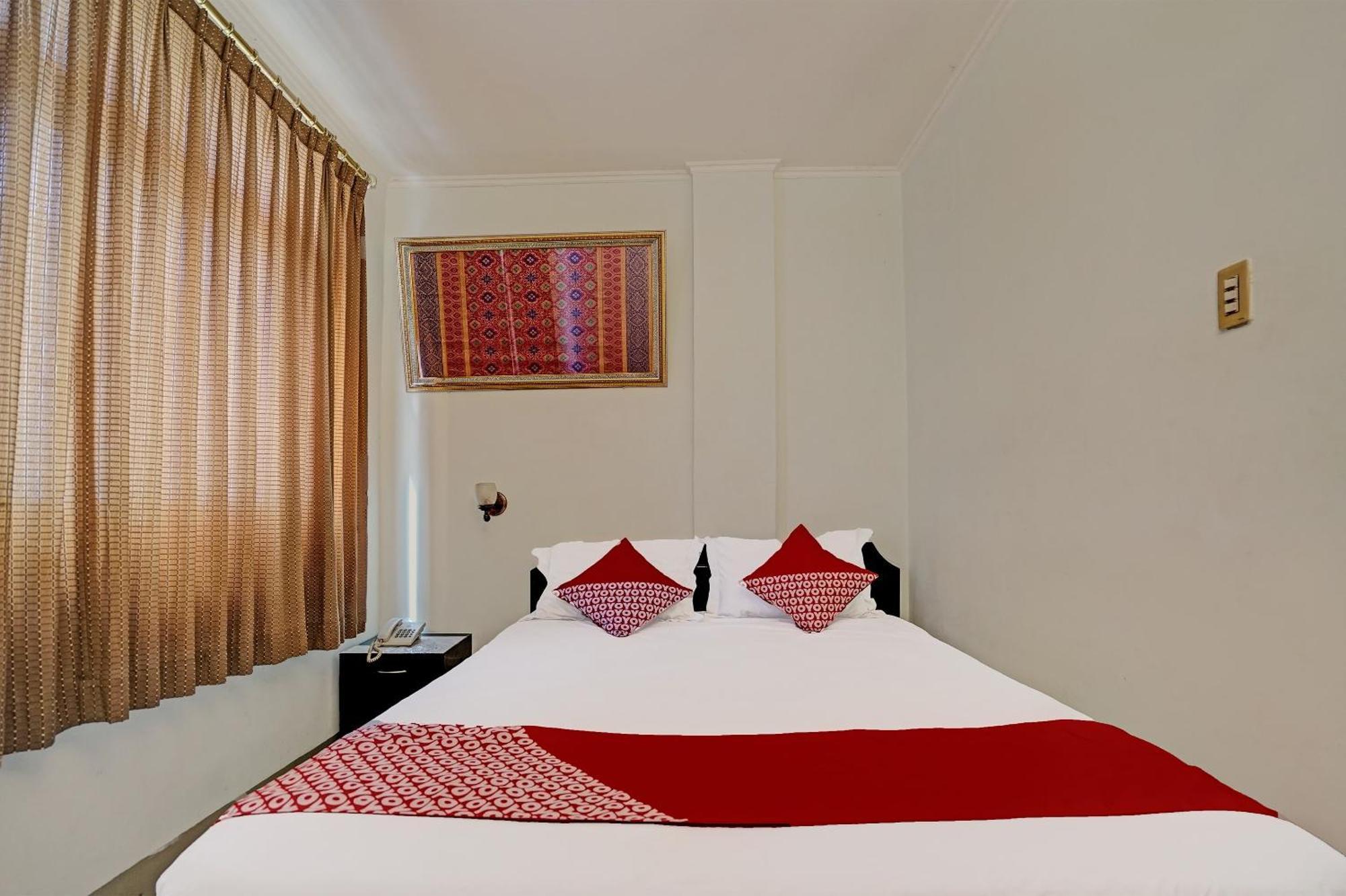 Super Oyo 91805 Bari Hotel Palembang