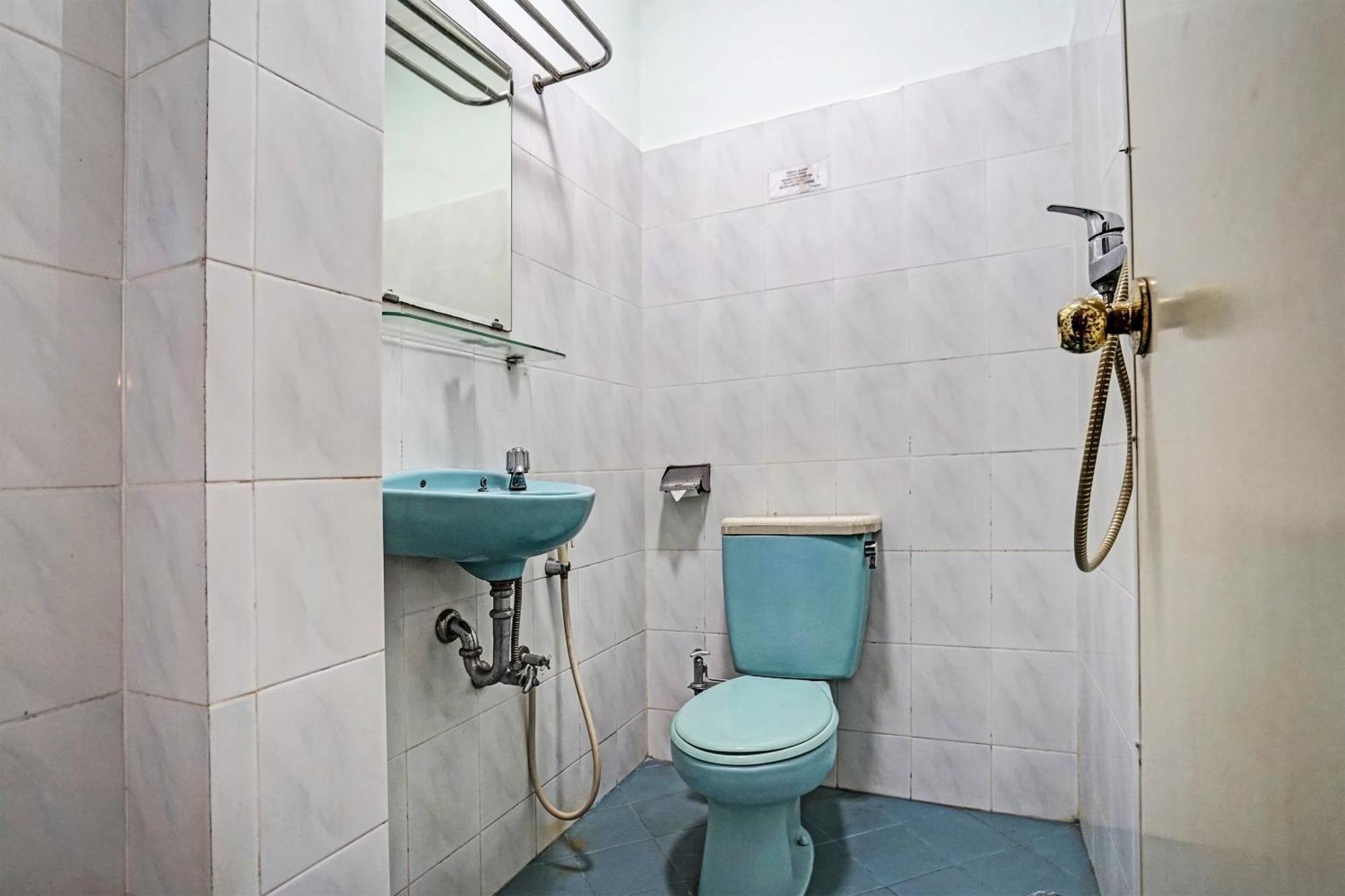 Super Oyo 91805 Bari Hotel Palembang