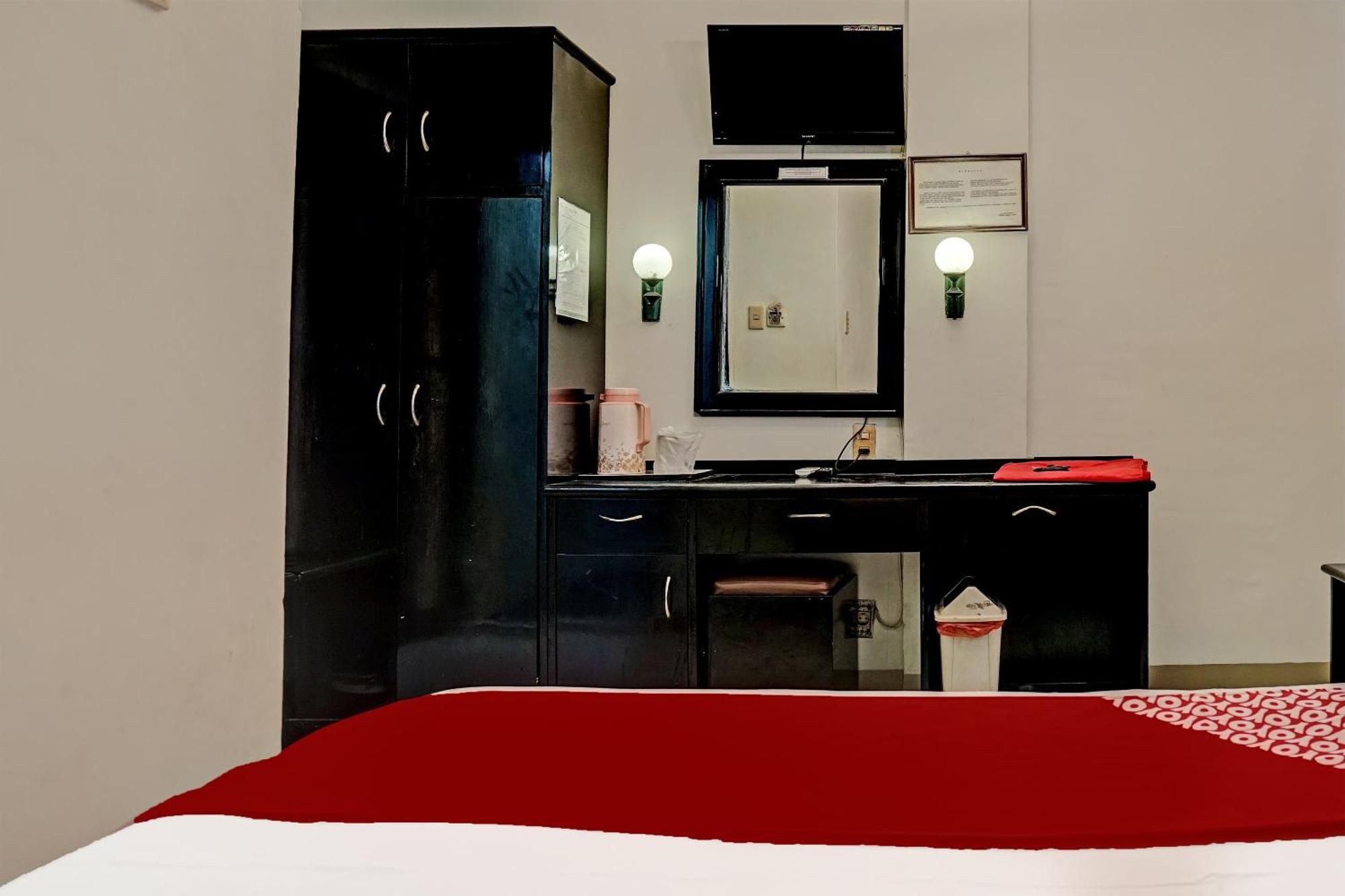 Super Oyo 91805 Bari Hotel Palembang